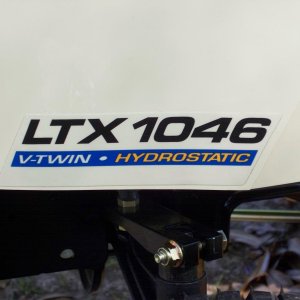 LTX 1046 V-Twin Hydrostatic