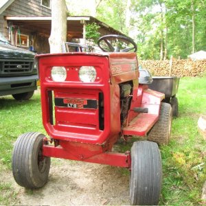 Larry tractor front orig