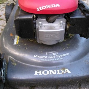 Honda HRR216SDA 002