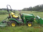 2012-08-20 Tractor Shots small (4).jpg 2012-08-20 Tractor Shots small (4).jpg