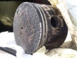 P5270015+-+Piston.jpg P5270015+-+Piston.jpg