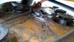 broken mower deck 2.jpg broken mower deck 2.jpg