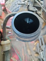 full choke throttle plate closed.jpg full choke throttle plate closed.jpg