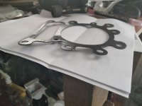 head gasket arrived wrapped damaged2.jpg