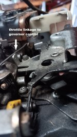 7 looking from back to front of carb.jpg