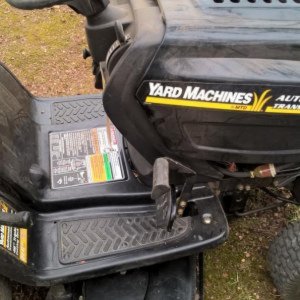 MTD Automatic Lawn Tractor Model 601
