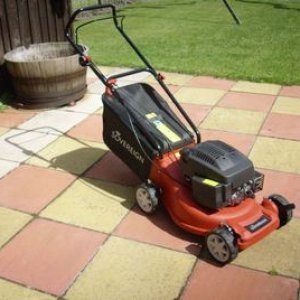 Sovereign with a Briggs & Stratton CLASSIC XC35 3.5HP engine.