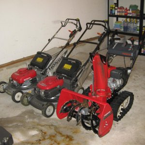 007http://www.lawnmowerforum.com/album.php?albumid=4981&attachmentid=15226
