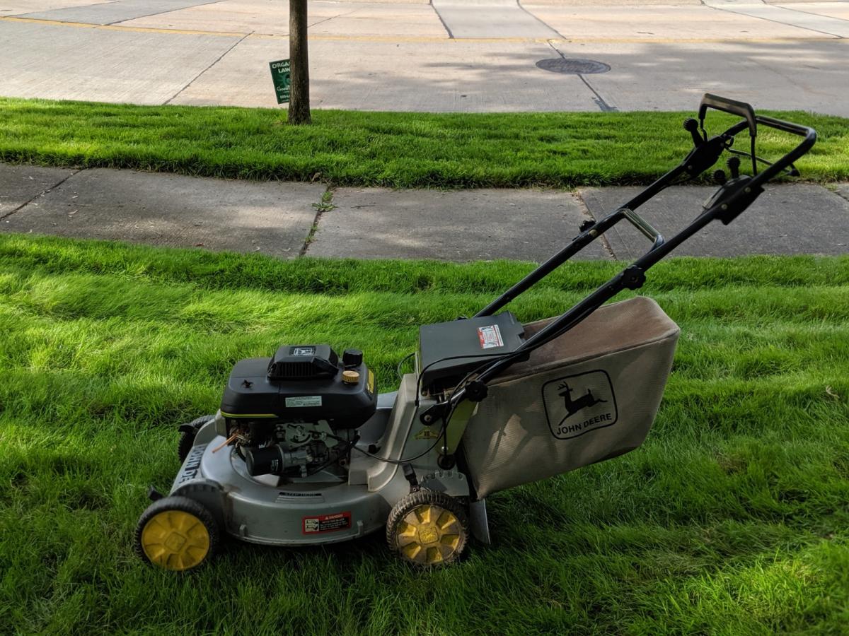 00100dPORTRAIT 00100 BURST20190623174402098 COVER