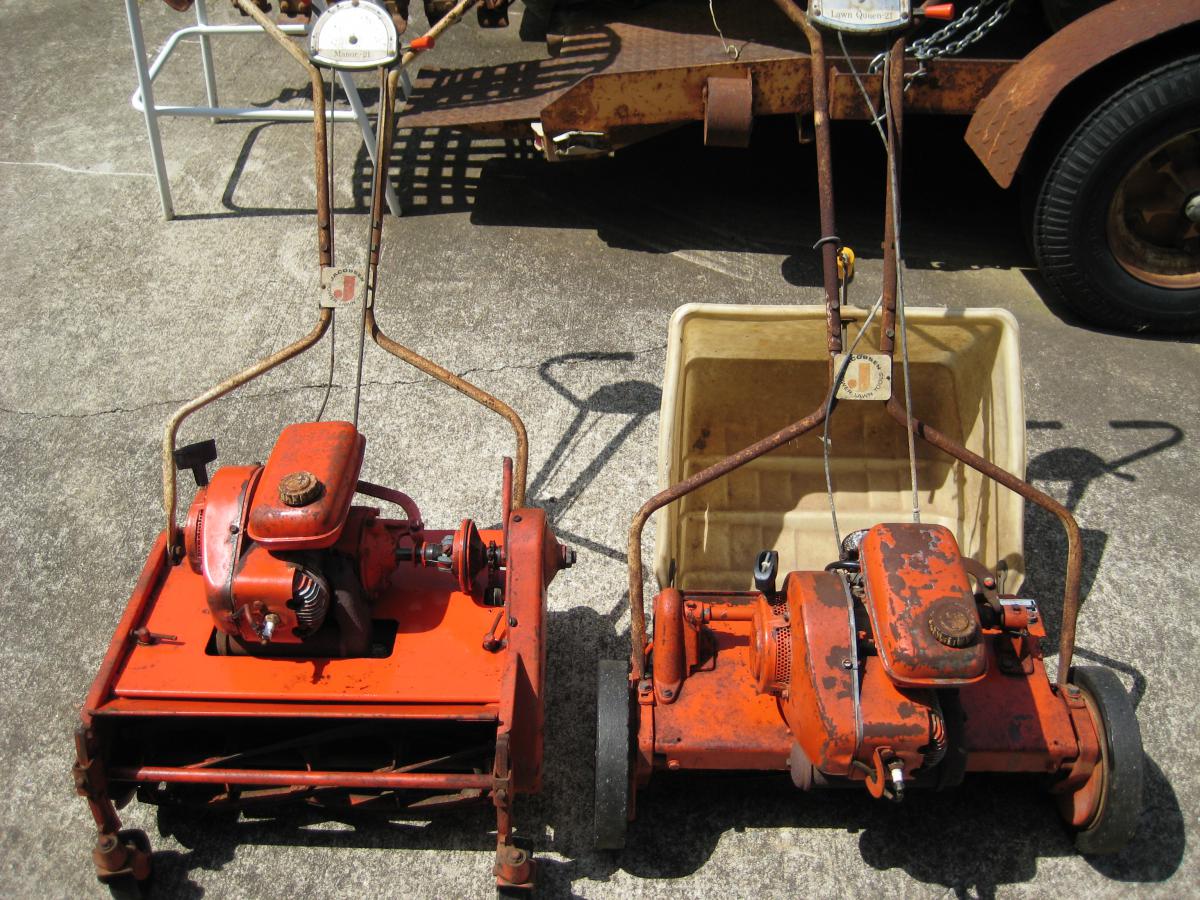 1964 Jacobsen Manor 21 (left) & 1963 Jacobsen Lawn Queen 21 (right)