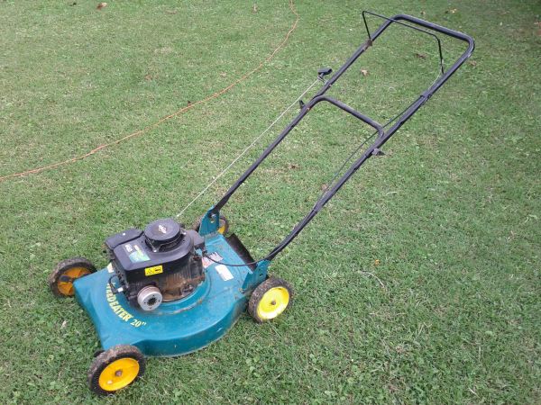 2008 Weed Eater 20" with Briggs & Stratton 300 Series engine. (Also before cleanup!) Came with the Snapper.