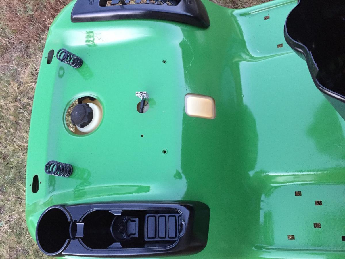 Body Paint 5
This is hte body pan actually installed on the frame with some of the accessories in place, but not attached yet.