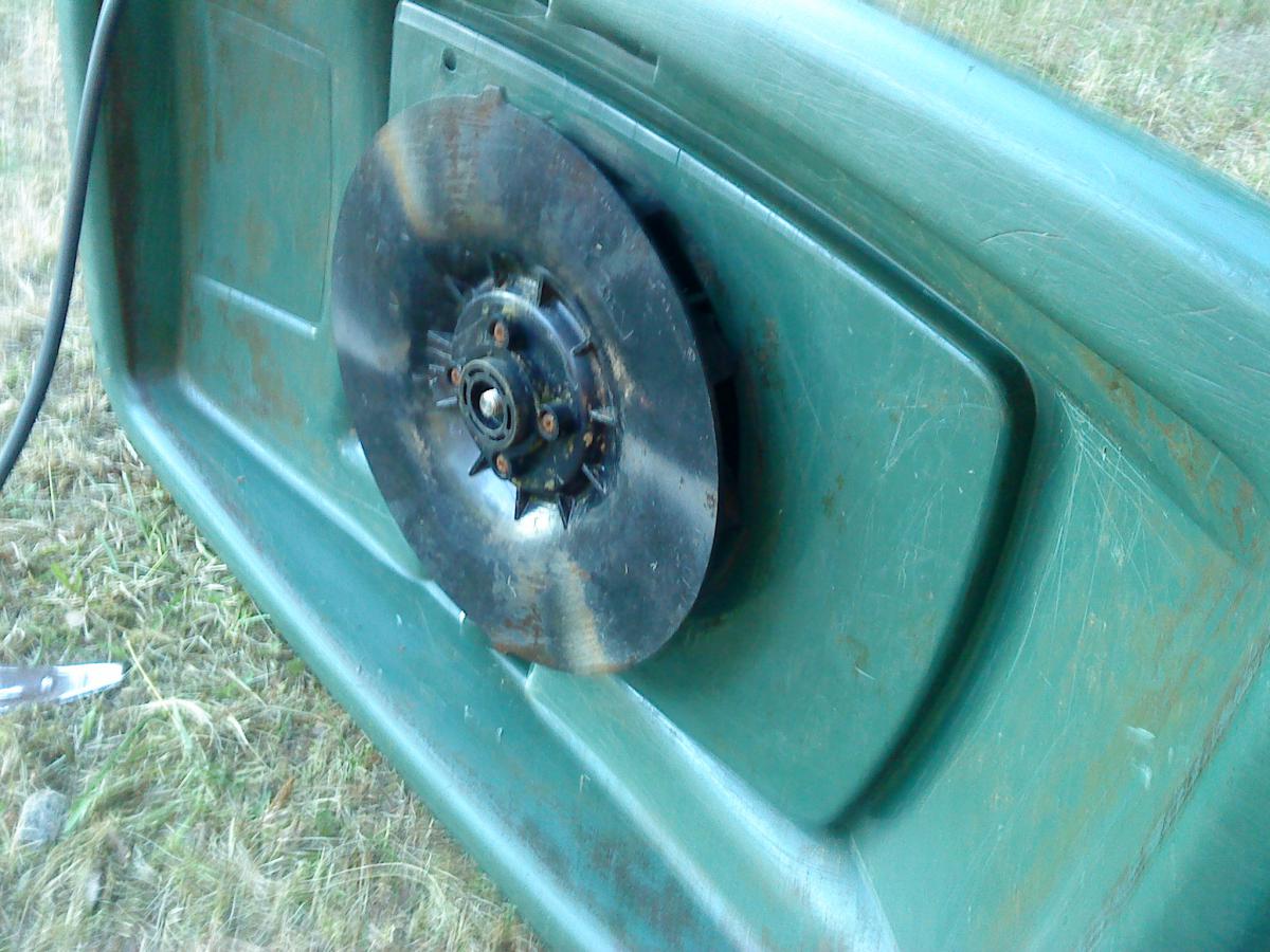 GX302 conecting the engine, starter and cutting blade 2