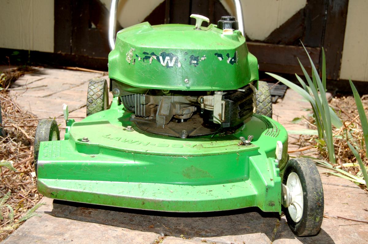 LawnBoys85