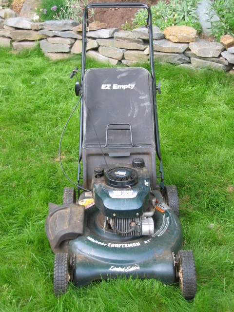 lawnmower green Mastercraft 21"